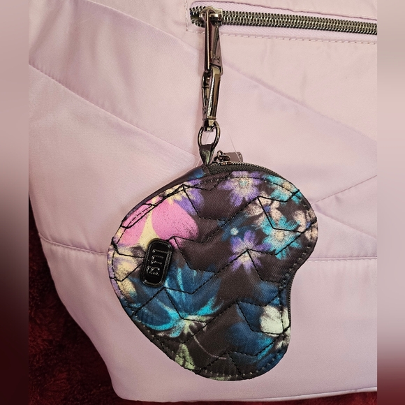 NWOT Lug Gondola European Shopper In Sugarplum & NWT Heart Pouch - Picture 5 of 16